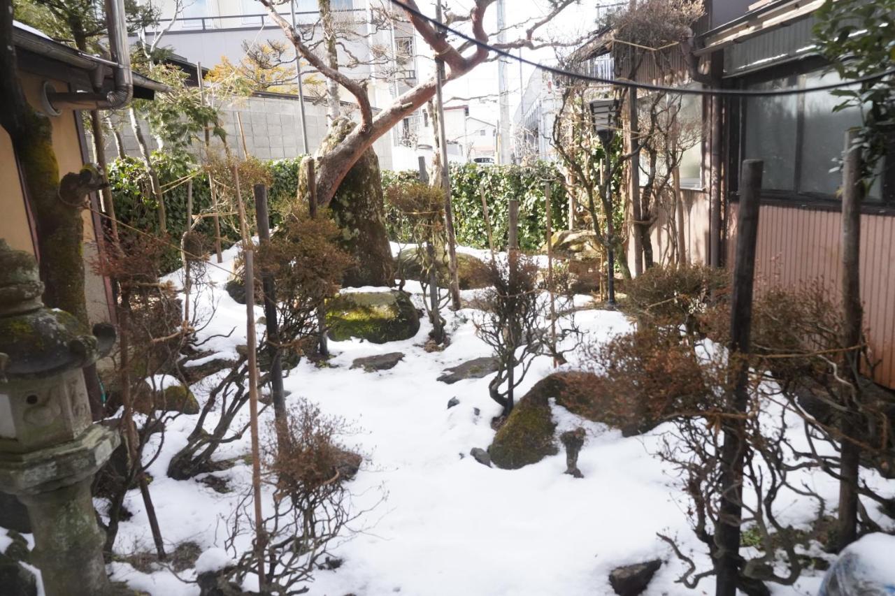 Hostel Murasaki Ryokan Takayama  Ngoại thất bức ảnh