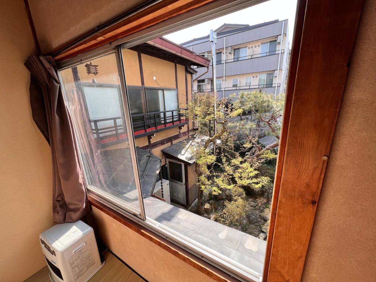 Hostel Murasaki Ryokan Takayama  Ngoại thất bức ảnh