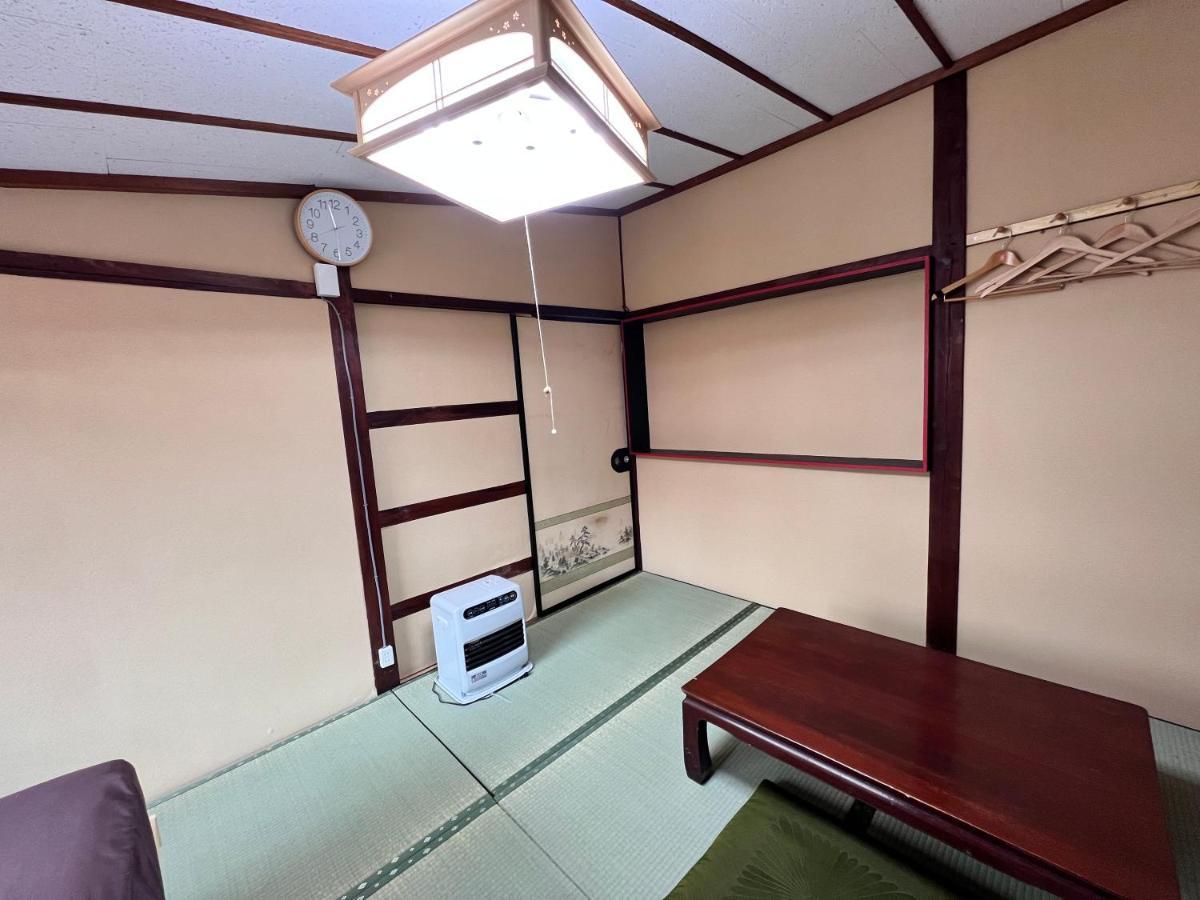 Hostel Murasaki Ryokan Takayama  Ngoại thất bức ảnh